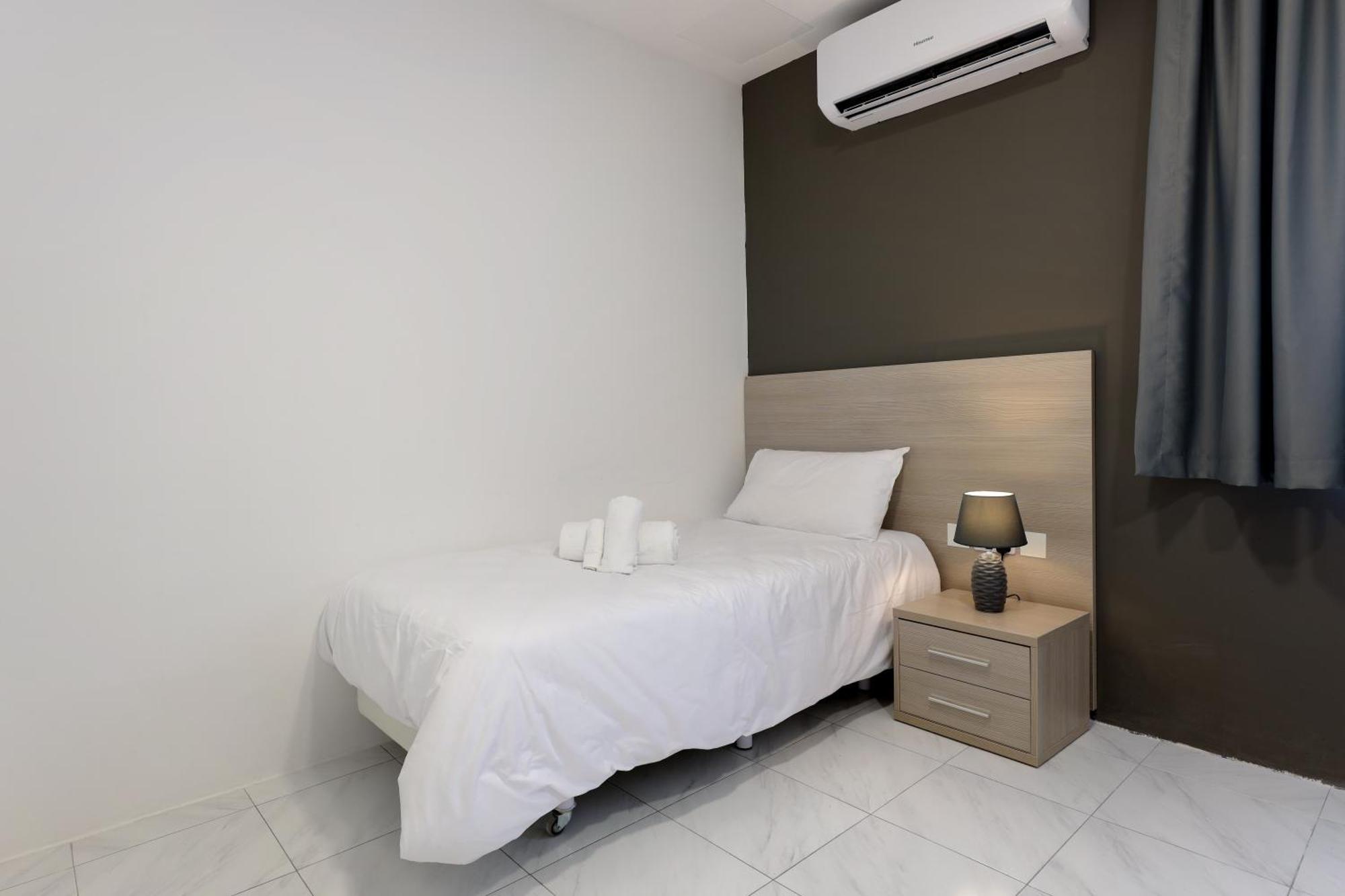 Seaview Stays St. Paul's Bay Camera foto