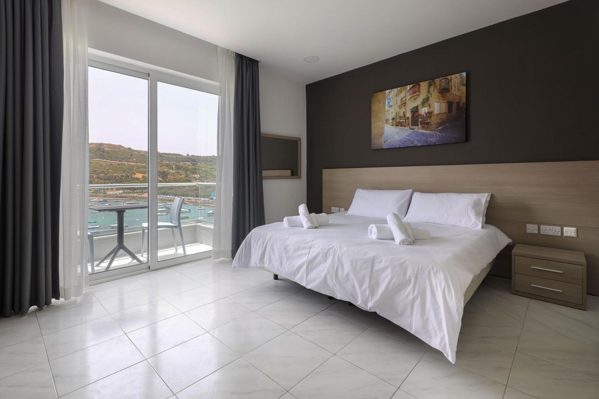 Seaview Stays St. Paul's Bay Camera foto
